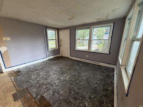 1154 Edwardsburg Avenue Elkhart IN 46514