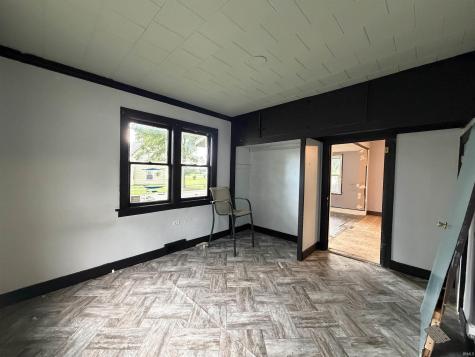 1154 Edwardsburg Avenue Elkhart IN 46514