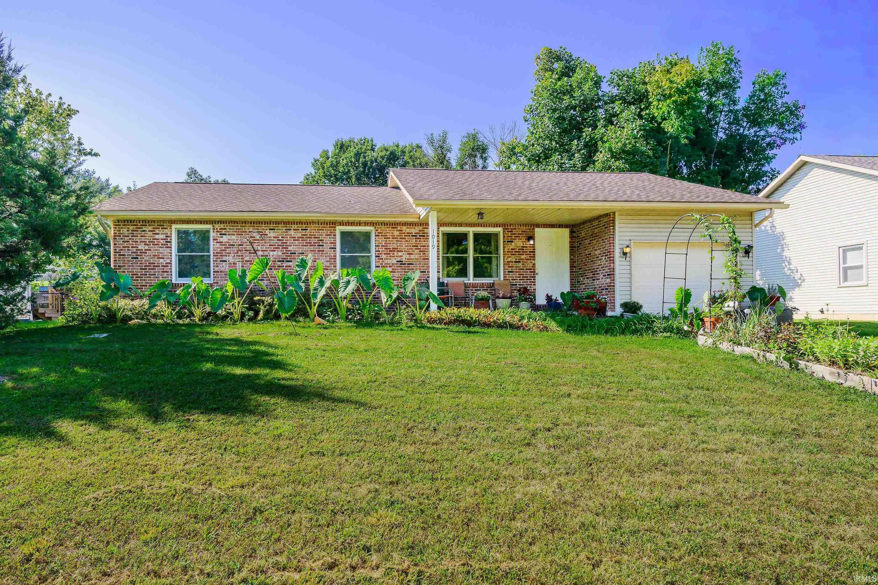 1019 W Countryside Lane Bloomington IN 47403