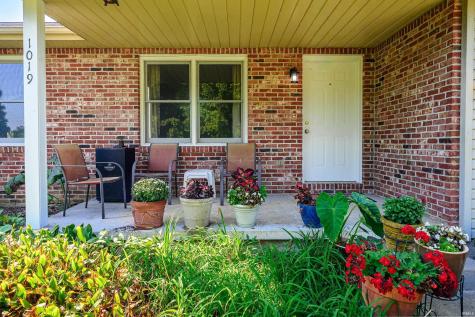 1019 W Countryside Lane Bloomington IN 47403