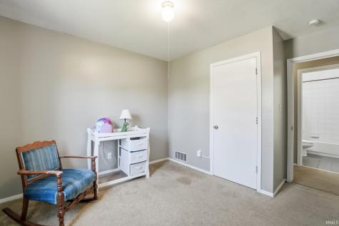 6118 Aragon Drive Fort Wayne IN 46818
