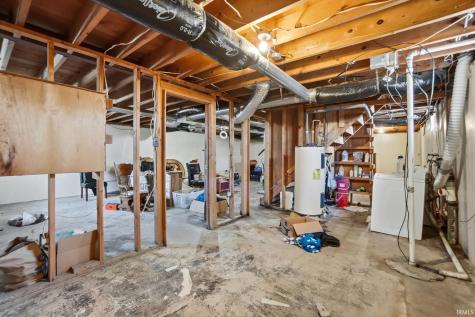 6118 Aragon Drive Fort Wayne IN 46818