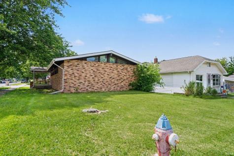 1951 E Fox Street South Bend IN 46613
