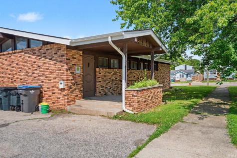 1951 E Fox Street South Bend IN 46613