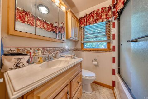 1913 Hicks Drive Evansville IN 47714