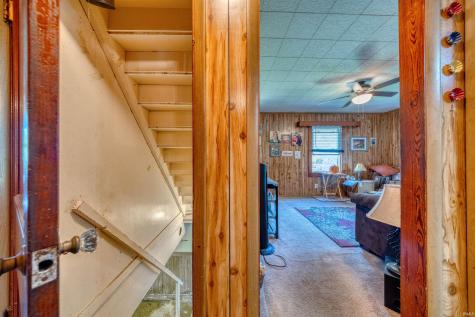 1913 Hicks Drive Evansville IN 47714