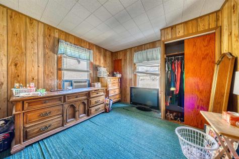 1913 Hicks Drive Evansville IN 47714