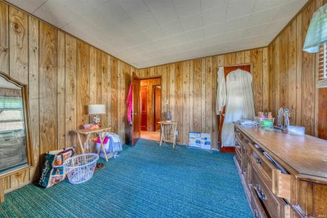 1913 Hicks Drive Evansville IN 47714