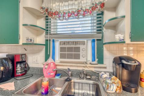 1913 Hicks Drive Evansville IN 47714
