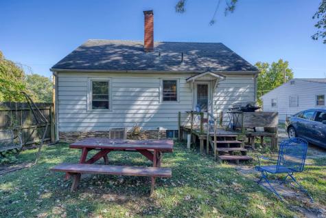 1913 Hicks Drive Evansville IN 47714