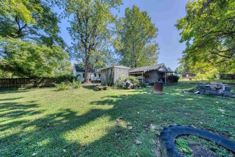 1913 Hicks Drive Evansville IN 47714