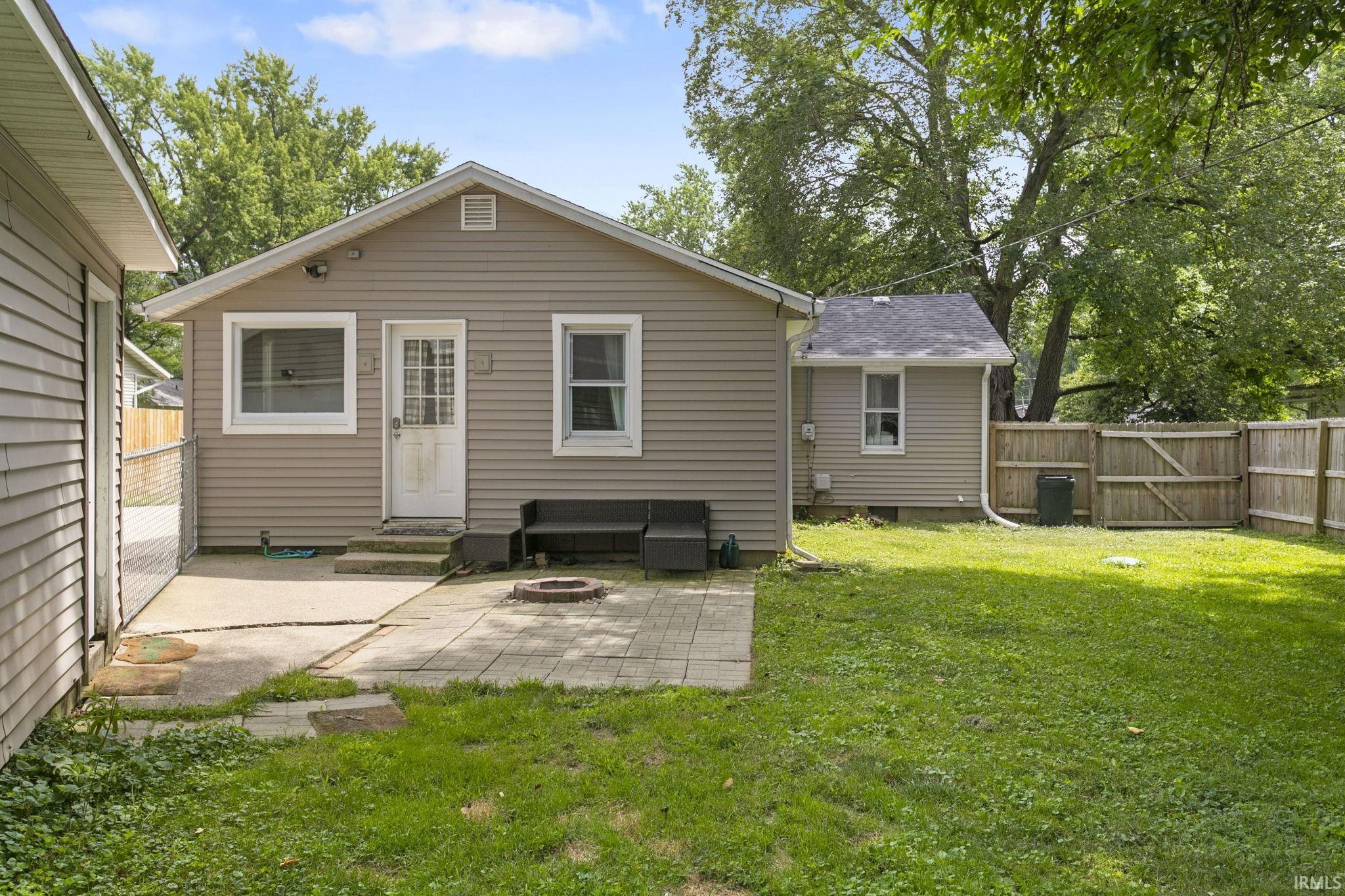 316 W Superior Street Osceola IN 46561