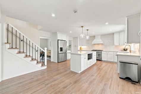 2312 Sycamore Hills Drive Fort Wayne IN 46814