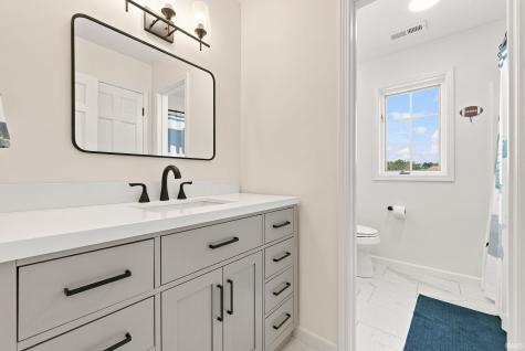2312 Sycamore Hills Drive Fort Wayne IN 46814