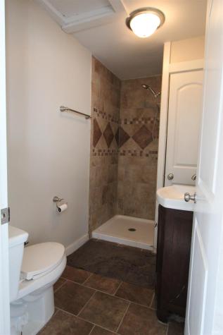 2371 Untalulti Dr, D Monticello IN 47960