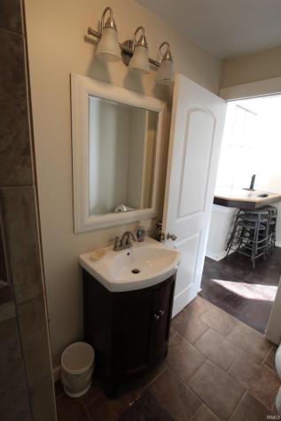 2371 Untalulti Dr, D Monticello IN 47960