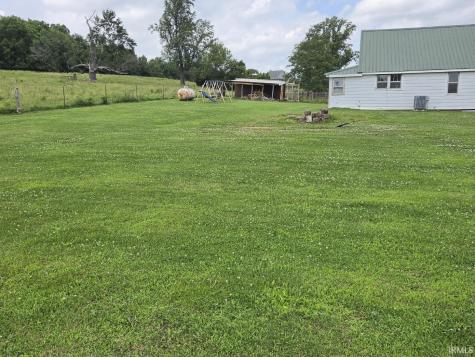 845 N Crowe Road Bloomfield IN 47424