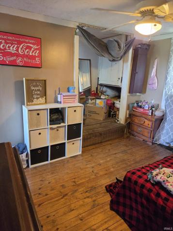 845 N Crowe Road Bloomfield IN 47424