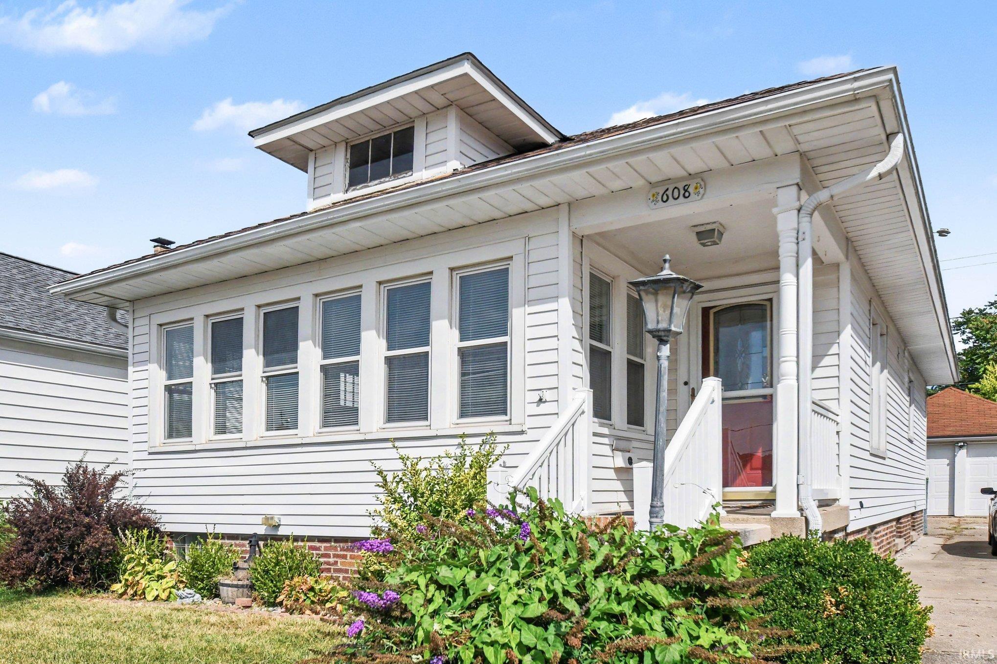 608 W 9th Street Mishawaka IN 46544