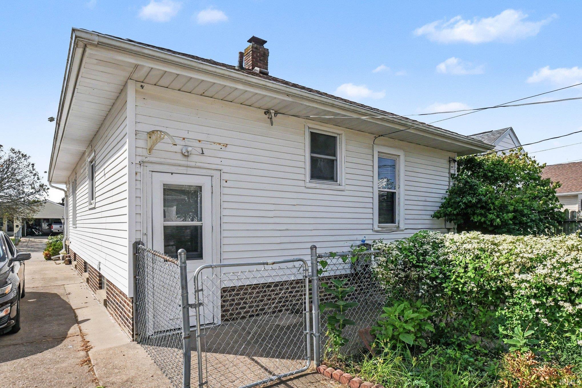 608 W 9th Street Mishawaka IN 46544