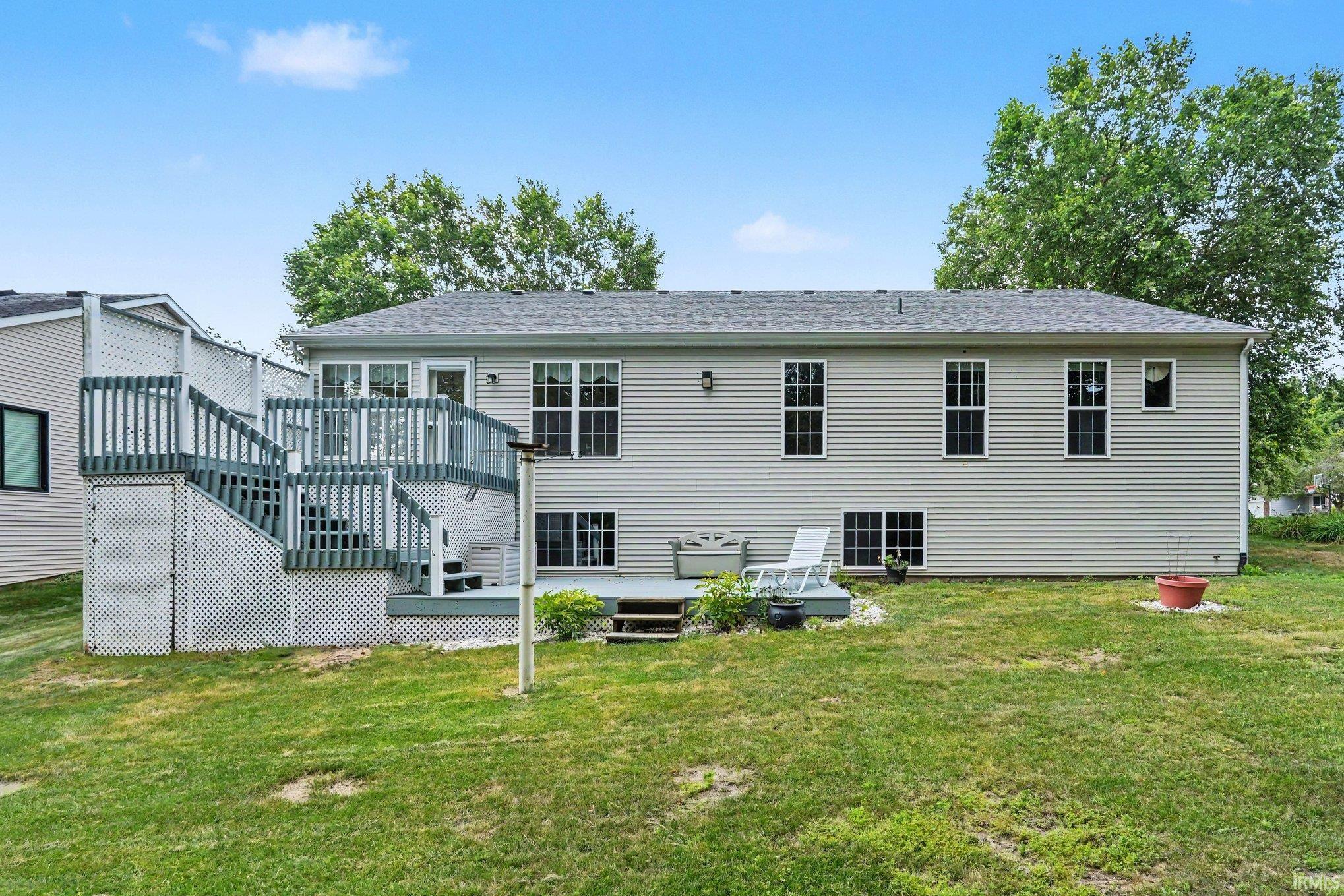 6433 Armstrong Drive South Bend IN 46614