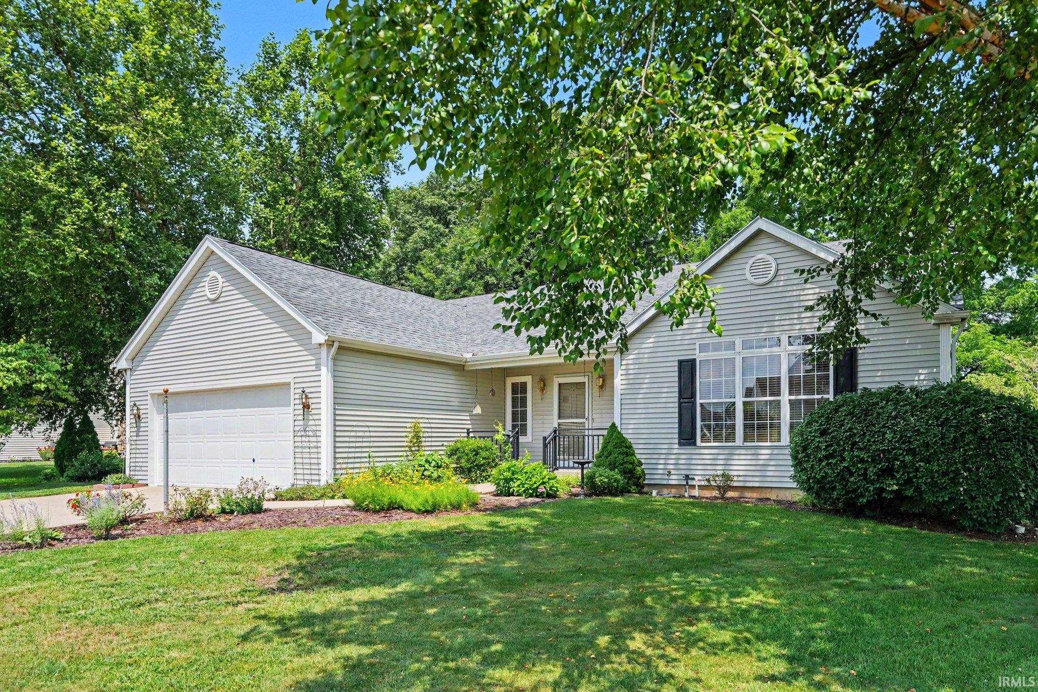6433 Armstrong Drive South Bend IN 46614