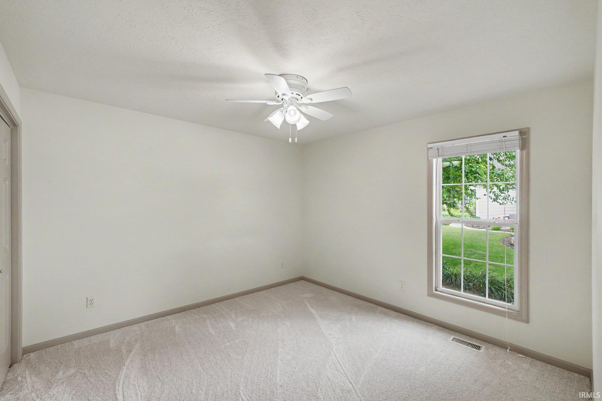 6433 Armstrong Drive South Bend IN 46614