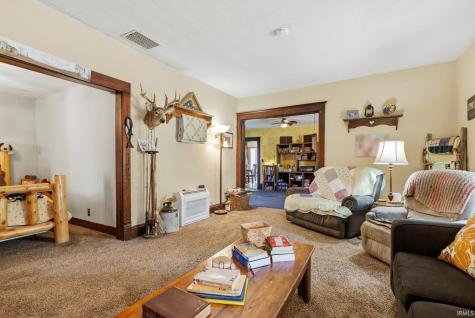 103 W Wayne Street Pierceton IN 46562