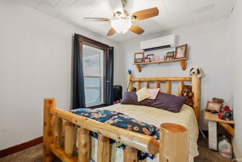 103 W Wayne Street Pierceton IN 46562