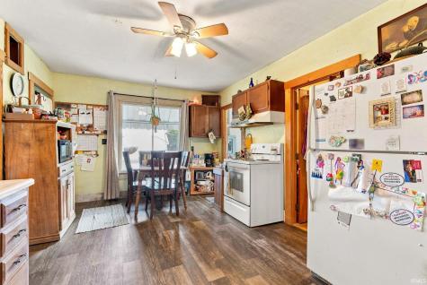 103 W Wayne Street Pierceton IN 46562