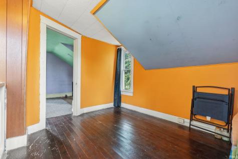 103 W Wayne Street Pierceton IN 46562
