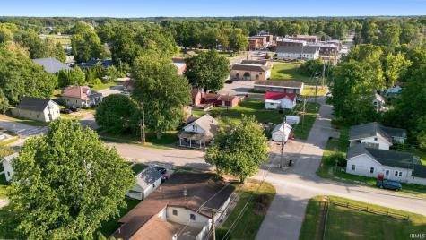103 W Wayne Street Pierceton IN 46562