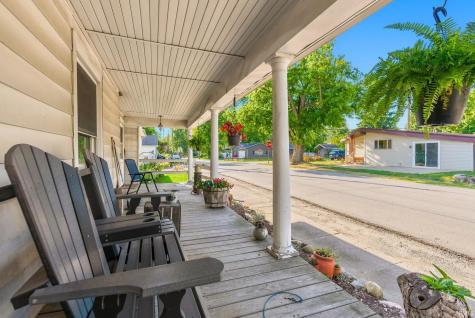 103 W Wayne Street Pierceton IN 46562