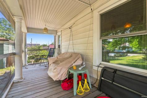 103 W Wayne Street Pierceton IN 46562