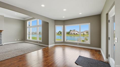 1568 White Coral Court Fort Wayne IN 46814