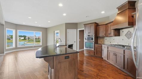 1568 White Coral Court Fort Wayne IN 46814