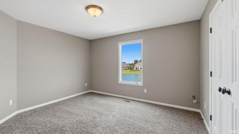 1568 White Coral Court Fort Wayne IN 46814
