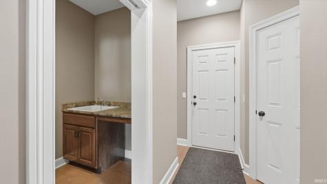 1568 White Coral Court Fort Wayne IN 46814