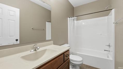 1568 White Coral Court Fort Wayne IN 46814