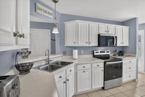 18121 Lisbon Drive South Bend IN 46637