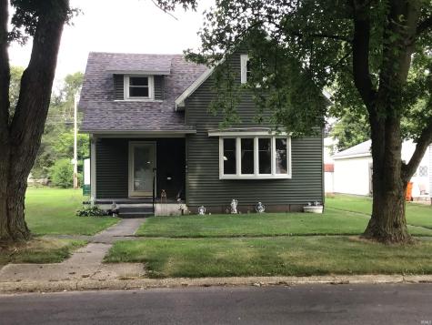 705 N Riverside Drive Winamac IN 46996