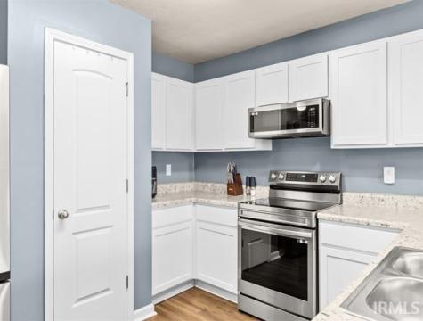 1391 N Gregg Drive Albany IN 47320