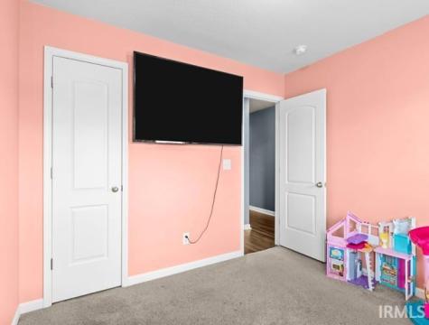 1391 N Gregg Drive Albany IN 47320
