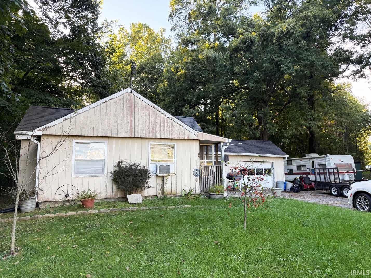 3379 Bakers School Road Spencer IN 47460