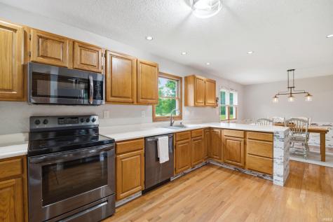 9619 E 325 N Lafayette IN 47905