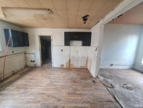 2209 E Lynn Street Anderson IN 46016