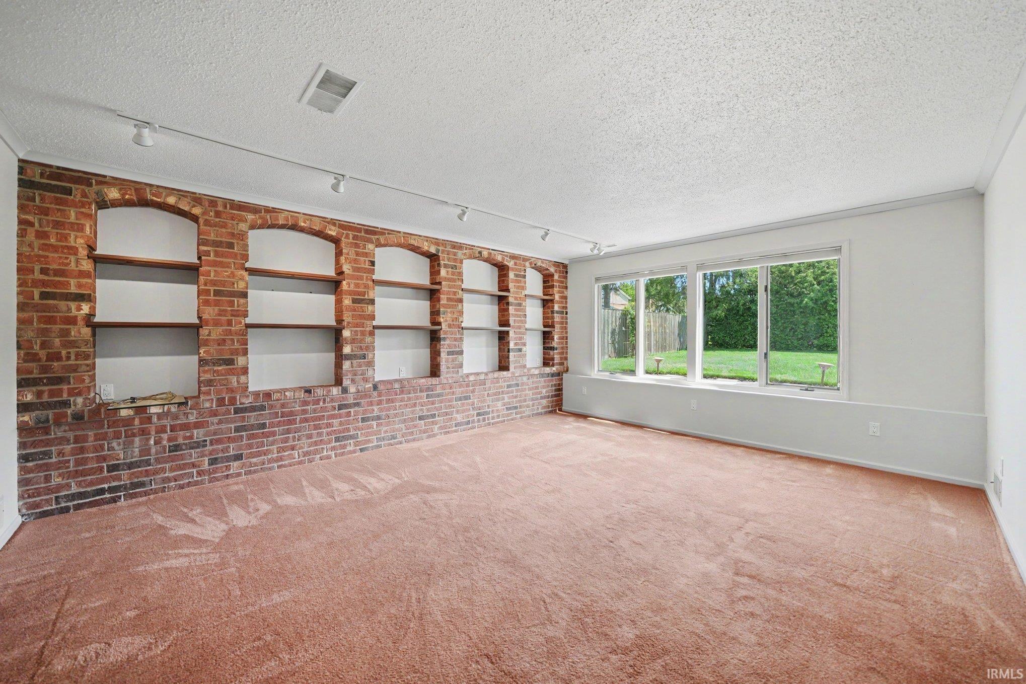 52266 N Tally Ho Drive South Bend IN 46635