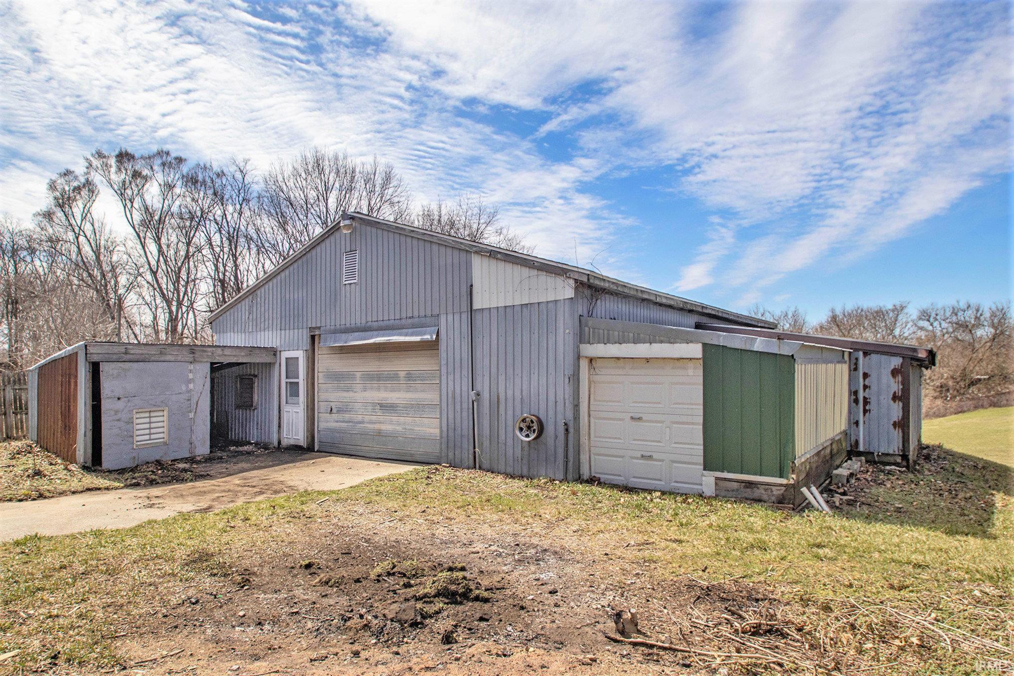 62583 Orange Road South Bend IN 46614
