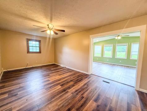 1323 W 200 S Warsaw IN 46580