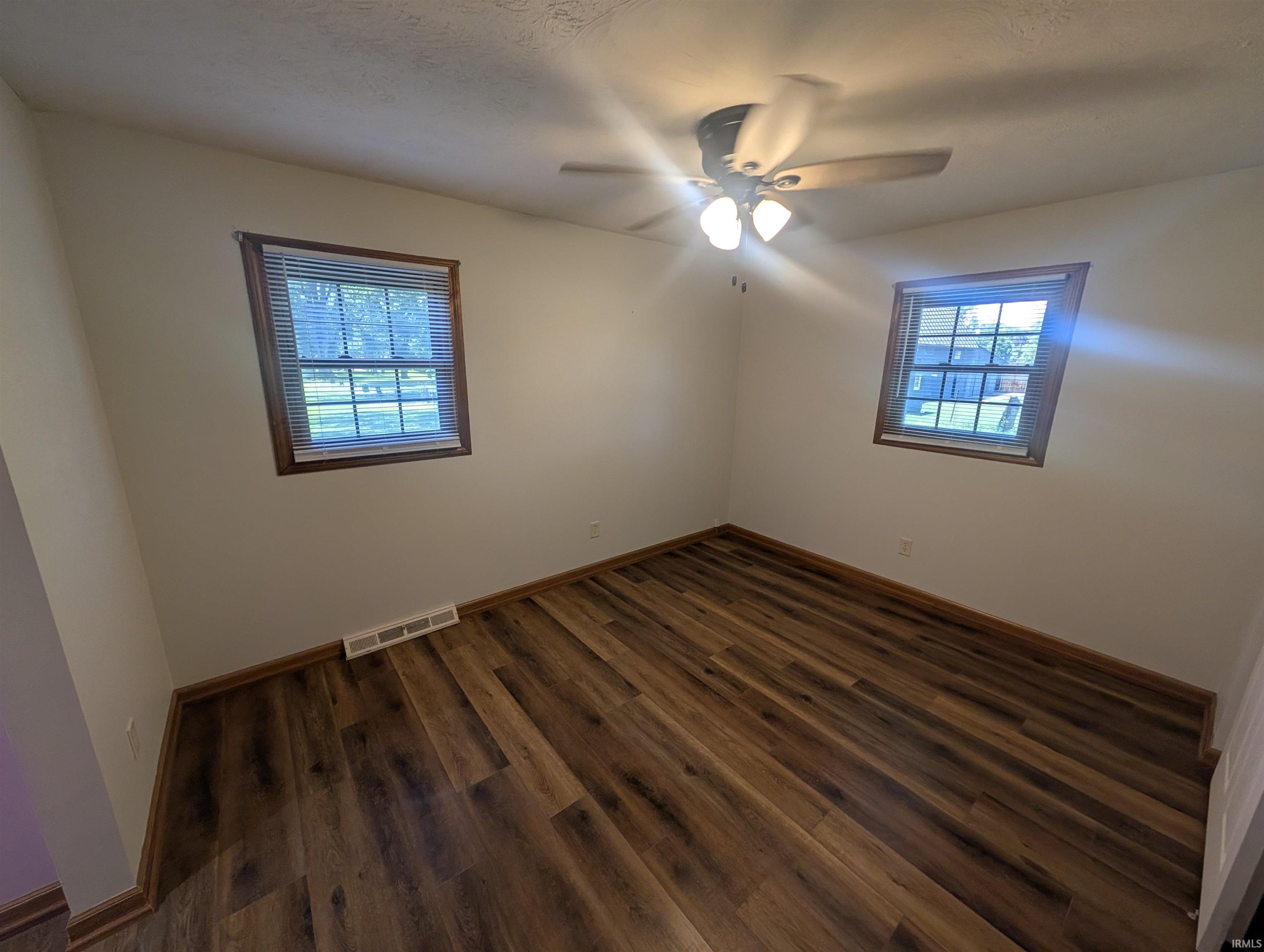1323 W 200 S Warsaw IN 46580